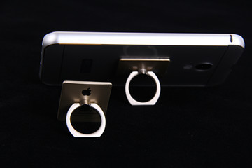 【工廠直銷 手機指環支架 懶人上網看電影支架 可360°】價格_廠家_圖片 -