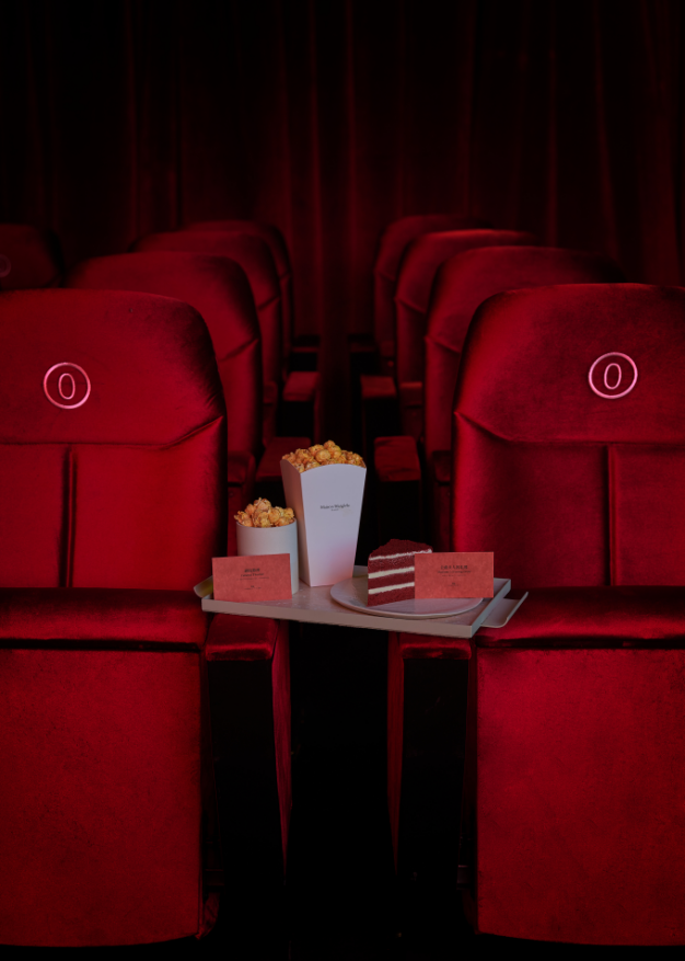 開咖啡店、開電影院,這還是那個“反營銷”的Maison Margiela嗎?